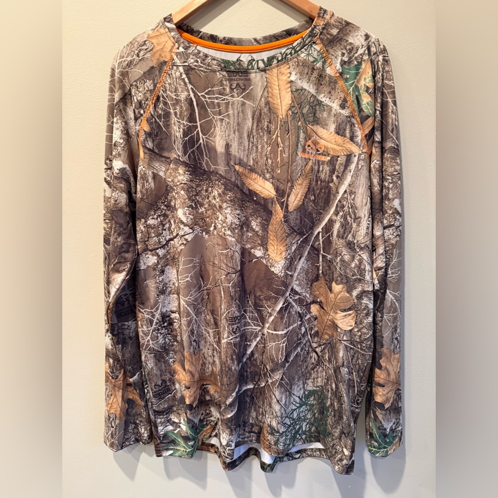 Real Tree Camouflage Shirt Mens Medium Hunting Fishing Long Sleeve Stretch